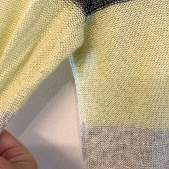 American Eagle Rugby Striped Wool Blend Sweater Greys/Yellow size XS - Picture 7 of 11